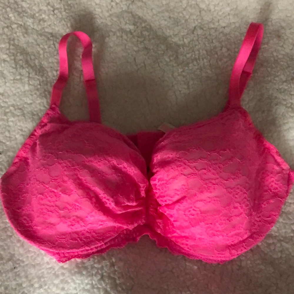 Hot pink preloved Victorias Secret lace lined demi bra 38DD so Feminine!